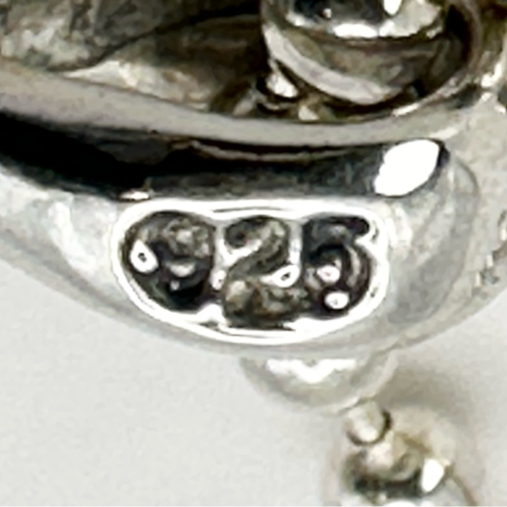 Lagos Silver Fleur de Lis Pendant Necklace - Picture 8 of 9